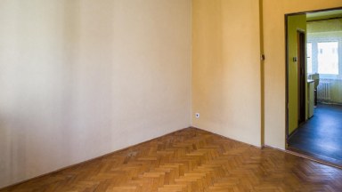 Pronájem nezařízeného bytu 1+1, 46 m2, ul. Na Petřinách, Praha 6