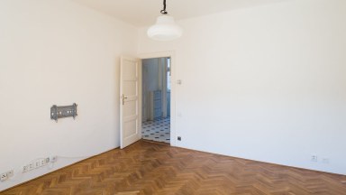 Pronájem bytu 3+1/B/T, celkem 160 m2, Tovární ulice, Praha 7