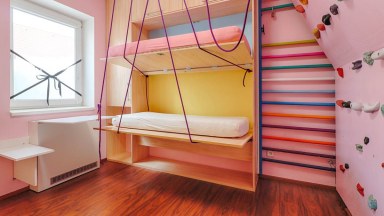 Prodej bytu 3+kk se zahradou, DV, 50m2 a 56m2 zahrada, ul. Ke Zvoničce 647/5, P-10 Kolovraty