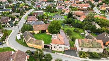 Prodej bývalé zemědělské usedlosti, pozemek 1.232 m, Chotíkov u Plzně