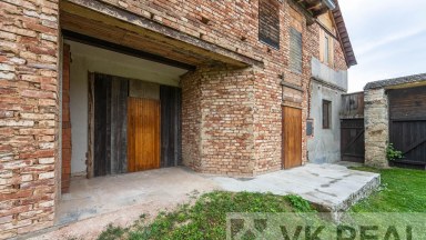 Prodej bývalé zemědělské usedlosti, pozemek 1.232 m, Chotíkov u Plzně