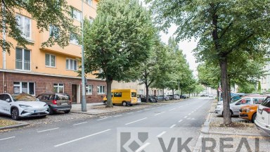 Prodej družtevního bytu 1+1 (32 m2), Terronská 959/63, Praha 6