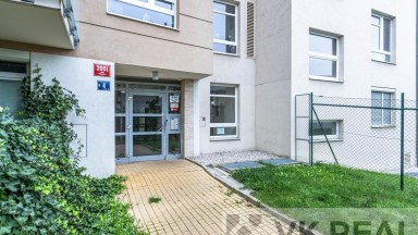 Prodej bytu 4+kk/B, OV, cca 92m2 vč. balkónu, ul. V Štíhlách 2051/4, P-4