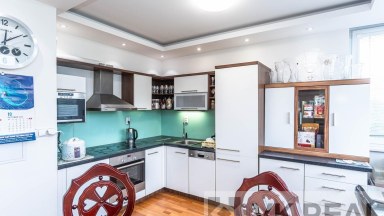 Prodej bytu 4+kk/B, OV, cca 92m2 vč. balkónu, ul. V Štíhlách 2051/4, P-4