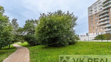 Prodej bytu 4+kk/B, OV, cca 92m2 vč. balkónu, ul. V Štíhlách 2051/4, P-4