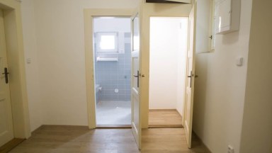 Pronájem bytu 2+KK, OV, 44m2, ul. Bělohorská 218/119, P-6 Břevnov