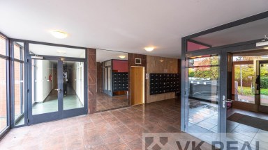 Prodej bytu 4+kk s terasou, lodžií a garáží, cca 158m2, OV, ul. Voskovcova 1130/34, P5 - Barrandov