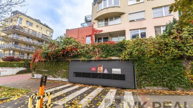 Pronájem bytu 4+kk s terasou a lodžií, cca 158m2, OV, ul. Voskovcova 1130,34, P5 - Barrandov