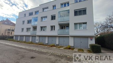 Pronájem garáže, 16m2, ul. Předvoje 2197/13, Praha 6 - Břevnov