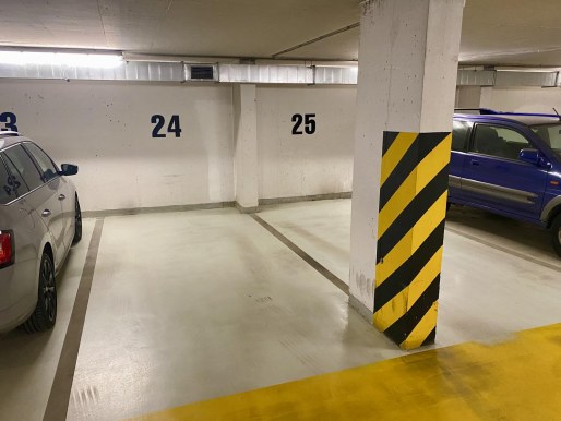 34741030_0.jpg