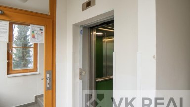 Prodej garážového stání OV, 15 m2, 8. listopadu 228/1a, Praha 6