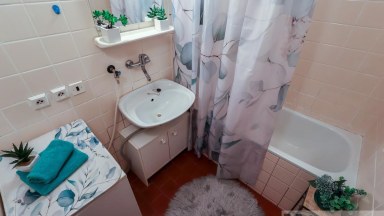 Prodej bytu 2+1, 52 m2 + balkón 10 m2, Praha 5  Hlubočepy, ul. Devonská 1000/3