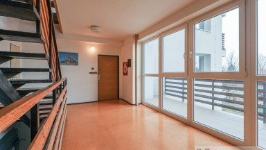 Prodej bytu 2+1, 52 m2 + balkón 10 m2, Praha 5  Hlubočepy, ul. Devonská 1000/3