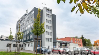 Prodej nebytového prostoru 18 m2, Peroutkova ul č.p. 531., Praha 5 - Malvazinky