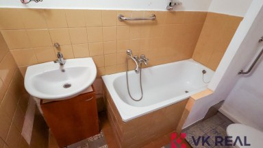 Prodej chaty 4+1/S/G, OV, 92m2, se zahradou 320m2, Slavíkov - Dlouhý č.ev.69