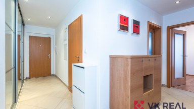 Pronájem bytu 3+kk/B/GS, 83m2, OV, Sazovická 457/24, P5 - Zličín