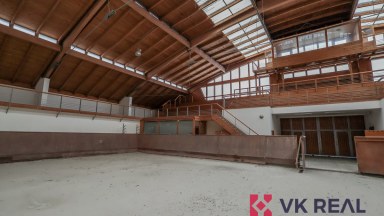 Prodej víceúčelové haly s pozemkem, Císařský ostrov, Praha 7 - Bubeneč