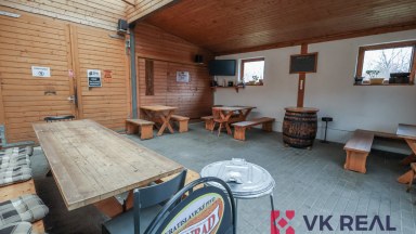 Prodej víceúčelové haly s pozemkem, Císařský ostrov, Praha 7 - Bubeneč