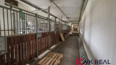 Prodej víceúčelové haly s pozemkem, Císařský ostrov, Praha 7 - Bubeneč