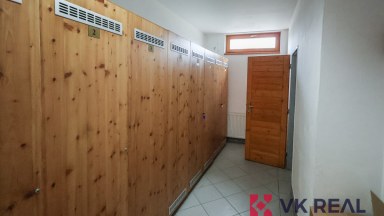 Prodej víceúčelové haly s pozemkem, Císařský ostrov, Praha 7 - Bubeneč