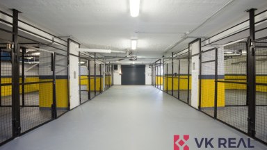 Pronájem skladového prostoru, cca 40m2, uzamykatelný, P5 - Jinonice