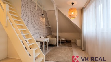 Pronájem bytu 1+kk, loft, 50m2, OV, Branická 904/157, Praha 4
