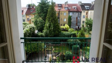 Pronájem bytu 2+KK, OV, 44m2, ul. Bělohorská 218/119, P-6 Břevnov