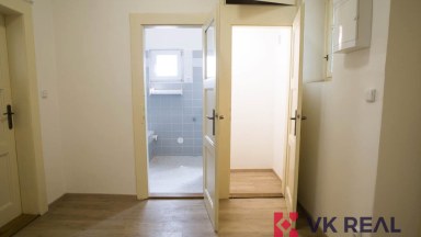 Pronájem bytu 2+KK, OV, 44m2, ul. Bělohorská 218/119, P-6 Břevnov