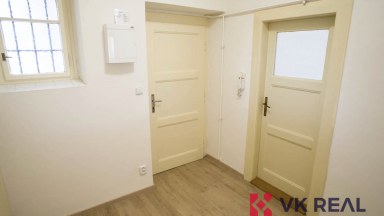 Pronájem bytu 2+KK, OV, 44m2, ul. Bělohorská 218/119, P-6 Břevnov