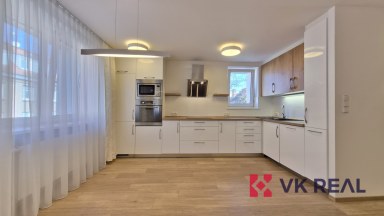 Pronájem bytu 3+kk s balkónem, 86 m² + 6 m², Plzeň – Bory, ul. Raisova