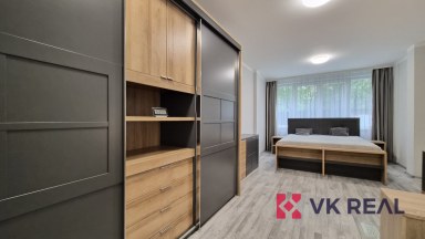 Pronájem bytu 2+kk, cca 70 m² s garážovým stáním a sklepem, Praha 6 – Veleslavín, ul. Lužná
