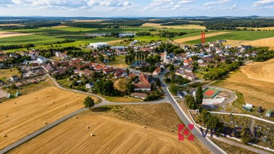 Novostavba rodinného domu 4+kk, pozemek 890m2, Úherce, okr. Plzeň-sever