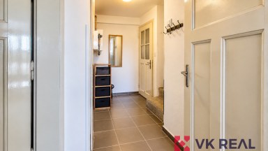 Pronájem bytu 1+1 s terasou, cca 40m2, ul. Nad Octárnou, P-6 Střešovice