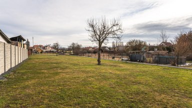 Prodej zasíťovaného stavebního pozemku, OV, 1542m2, obec Blatno u Podbořan, okr. Louny