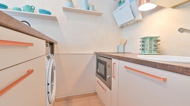 Prodej bytu 1+kk, DV, 29 m2, ul. Daškova 3086/26, Praha 4 - Modřany