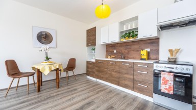 Prodej bytu 2+kk, balkon, sklep, OV, 48 m2, Jince