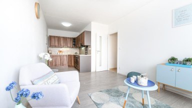 Prodej bytu 2+kk, 41 m2, OV, Na růžovém poli 2566, Kladno - Kročehlavy