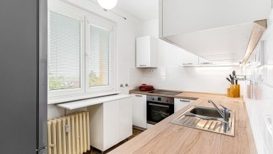 Prodej bytu 2+1, DV, 55m2, ul. Brunclíkova 11, Praha 6, Petřiny