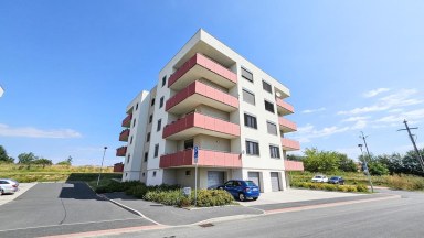 Prodej bytu 3+kk/T, OV, 90m2, ul. K Čínovu 952, Klatovy