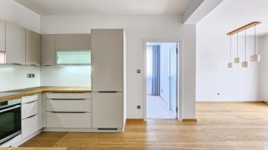 Prodej bytu 3+kk/T, OV, 90m2, ul. K Čínovu 952, Klatovy