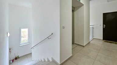 Prodej bytu 3+kk/T, OV, 90m2, ul. K Čínovu 952, Klatovy