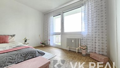 Prodej bytu 2+1 se dvěma lodžiemi a sklepem, OV, cca 81m2, ul. Lonkova 465, Pardubice