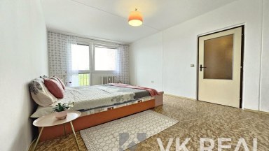 Prodej bytu 2+1 se dvěma lodžiemi a sklepem, OV, cca 81m2, ul. Lonkova 465, Pardubice