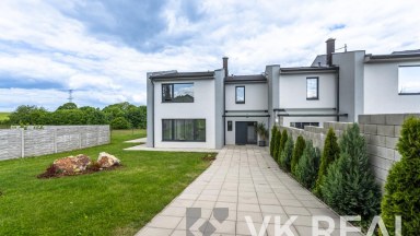 Pronájem RD 4+kk+pracovna a 2xšatna, cca 200m2, pozemek cca 500m2, Kyšice u Plzně