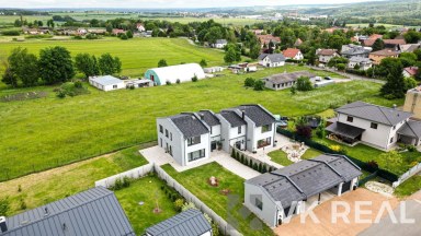 Pronájem RD 4+kk+pracovna a 2xšatna, cca 200m2, pozemek cca 500m2, Kyšice u Plzně