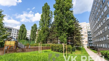 Prodej bytu 3+1/L, DV, Borovanského, Praha 5 Velká Ohrada