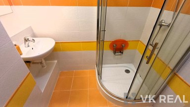 Prodej nebytového prostoru 1+kk, 32 m2, OV, ulice N. A. Někrasova 650/4, Praha 6 - Bubeneč