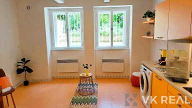 Prodej nebytového prostoru 1+kk, 32 m2, OV, ulice N. A. Někrasova 650/4, Praha 6 - Bubeneč