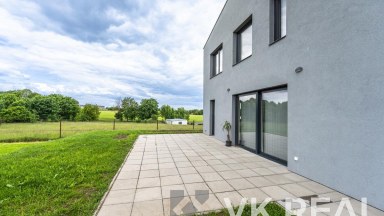 Pronájem RD 4+kk+pracovna a 2xšatna, cca 200m2, pozemek cca 500m2, Kyšice u Plzně