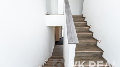 Pronájem RD 4+kk+pracovna a 2xšatna, cca 200m2, pozemek cca 500m2, Kyšice u Plzně